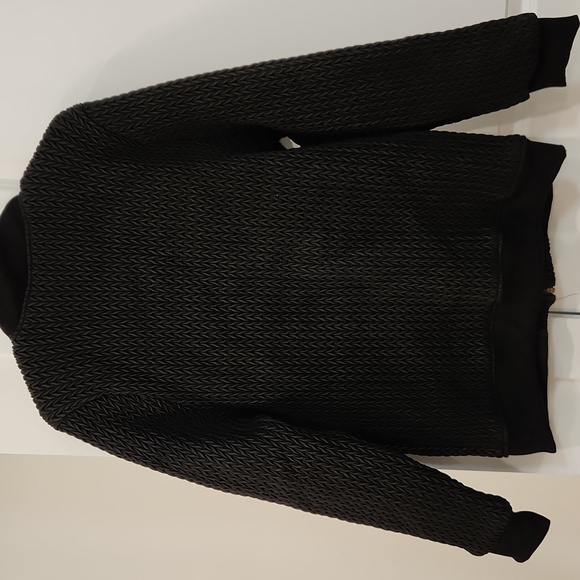 NWOT Black Unique Jacket with Gold Accents - Picture 6 of 11